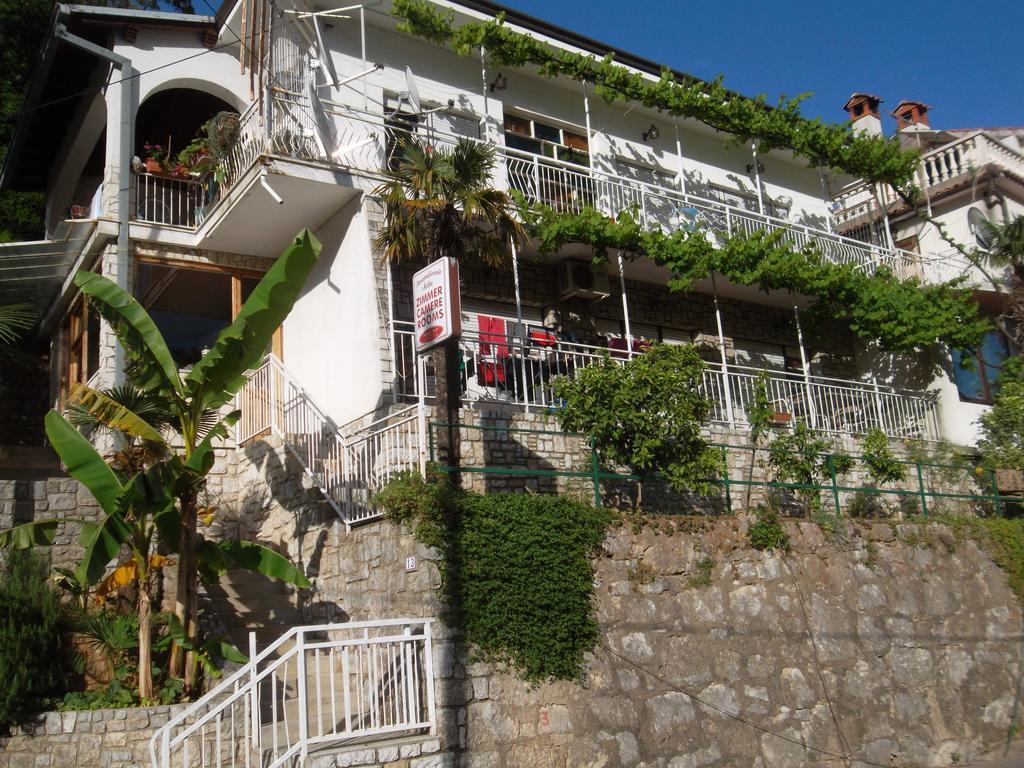 Apartments Edi - Captain'S House Moscenicka Draga Bagian luar foto